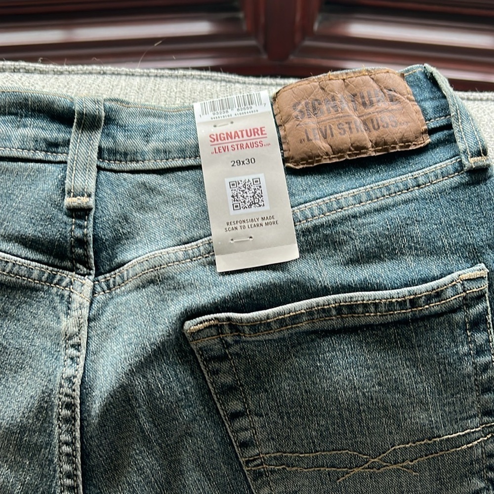 Levi Strauss Signature Mens Athletic Fit jeans - Picture 7 of 9